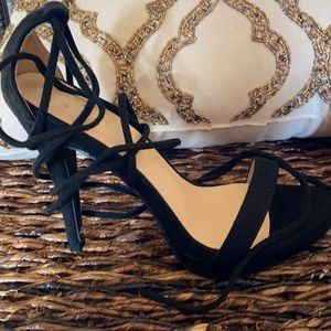 Elegant Women’s Strappy Lace Up Stiletto heels - Never Worn